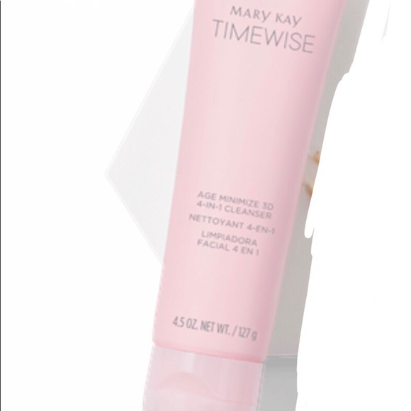 Mary Kay Other - Mary Kay Timewise 4 in 1 cleanser